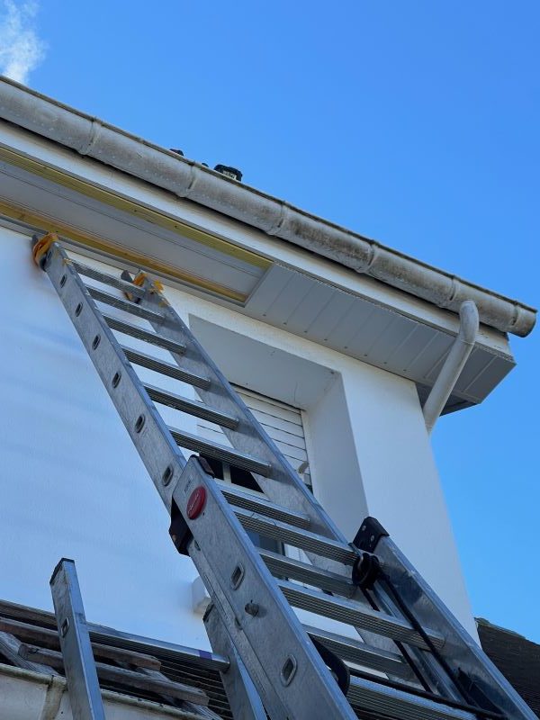 pose de dessous de toit pvc (1)